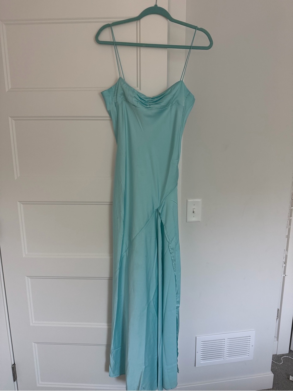 Aqua Hntr the Label Slip Maxi Prom Dress with Spaghetti Straps Size 0